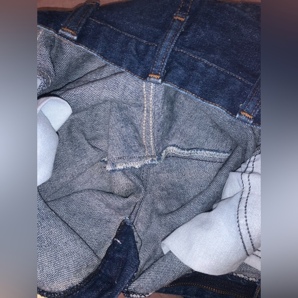 Wrangler dark wash jeans - Picture 4 of 4